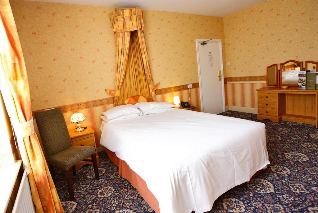 The Black Lion Royal Hotel Lampeter Pokoj fotografie